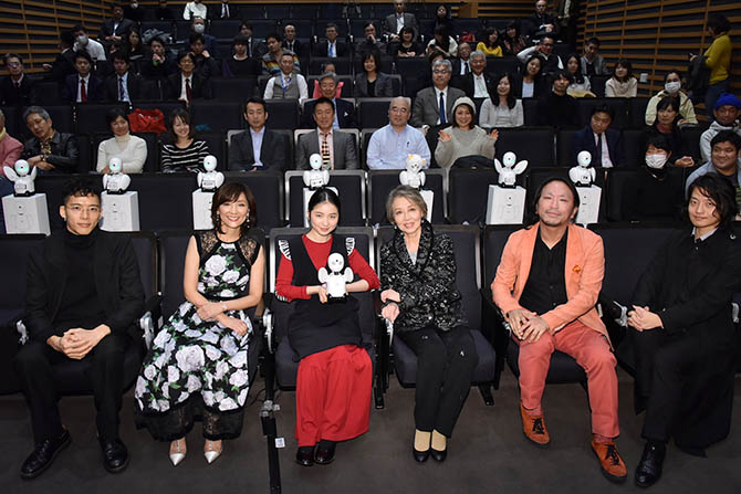 レポート 映画 あまのがわ 完成披露試写会に豪華キャスト 監督登壇 分身ロボット Orihime も試写会に参加 Anemo