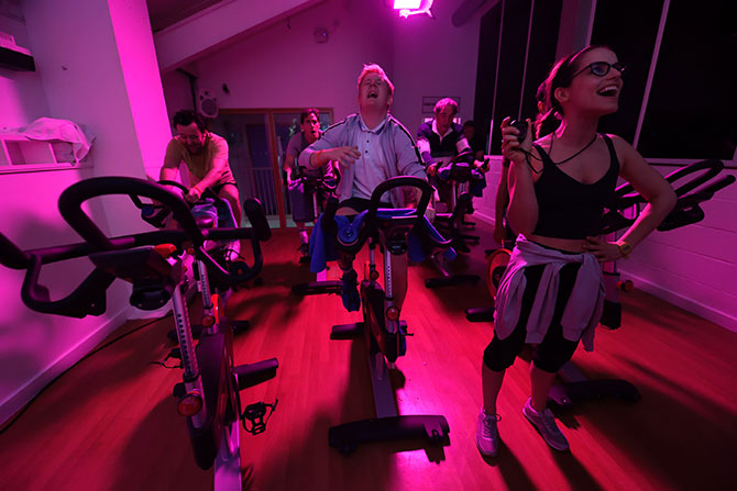 シンクロ・ダンディーズ