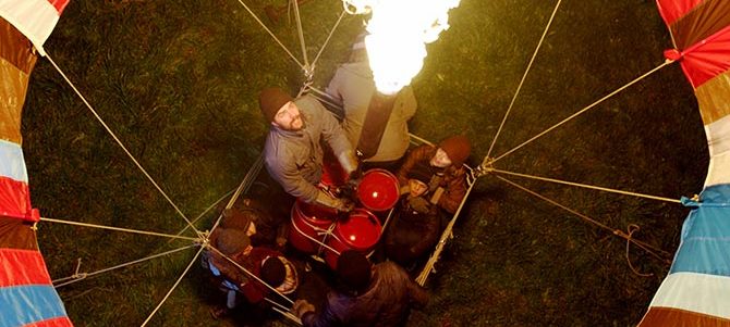 バルーン 奇蹟の脱出飛行