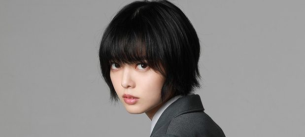 さんかく窓の外側は夜