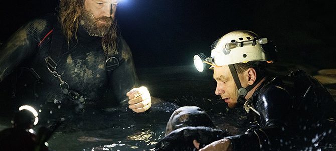 THE CAVE（ザ・ケイブ）　サッカー少年救出までの18日間