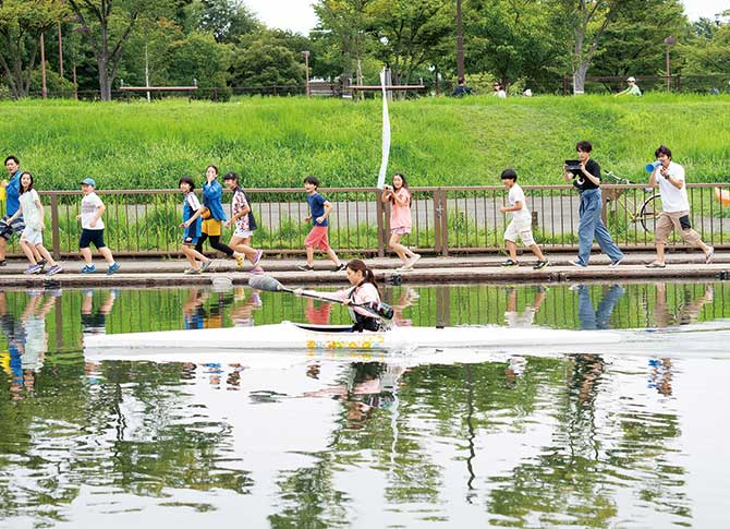 水上のフライト