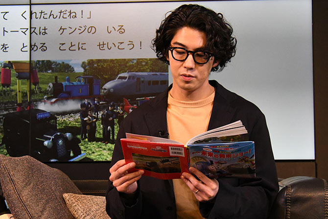 映画 きかんしゃトーマス おいでよ!未来の発明ショー!