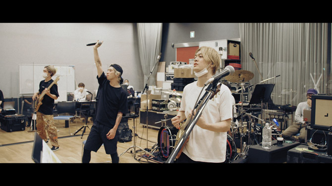 Flip a Coin -ONE OK ROCK Documentary-