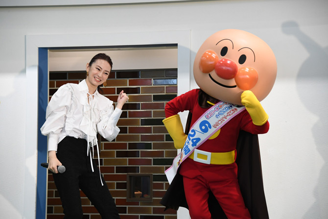それいけ!アンパンマン ドロリンとバケ~るカーニバル