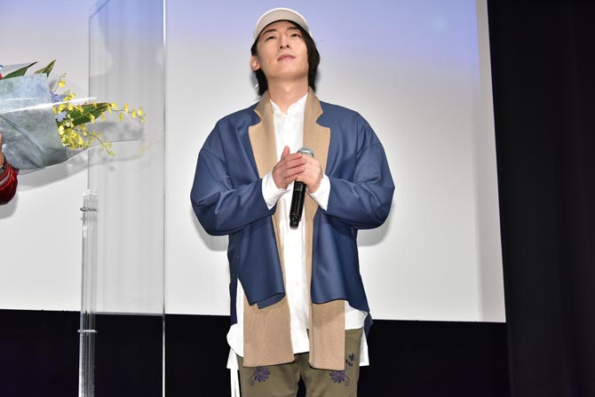 シャイニー・シュリンプス!世界に羽ばたけ