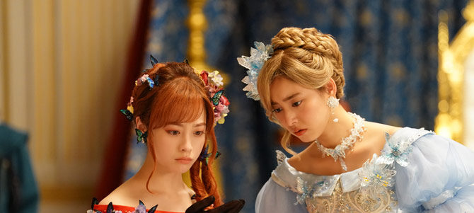 赤ずきん、旅の途中で死体と出会う。