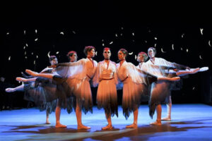 鶴の恩返し～いのちへの感謝と平和への願いを込めて～