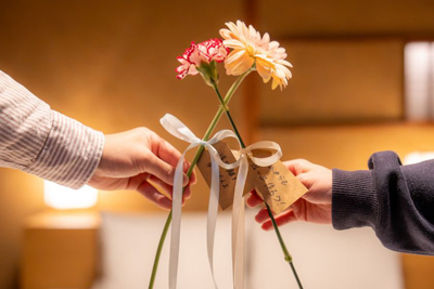 想いを選び、結び、交換する。花のバレンタイン体験