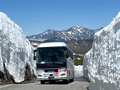 乗鞍岳春山バスの運行区間を延伸　標高2,600m、残雪の残る大雪渓まで運行