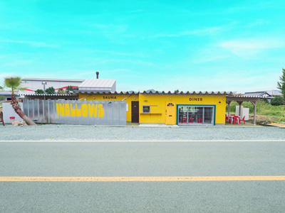 テキサスバーベキューと名水十傑の水風呂が楽しめる「WALLOWS sauna&diner」6・7月は薪サウナを特別価格で提供