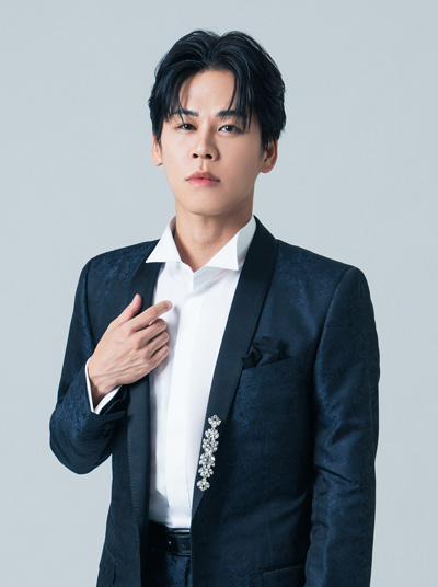 伝説の演歌歌手”萬 みきお“をも唸らせた?!伊達悠太、