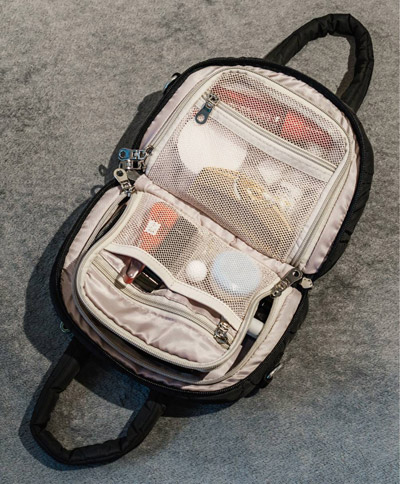 『バッグの中を探さない。』スーツケース構造を採用したミニショルダーバッグ『Blue Trip』を発売