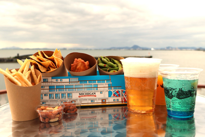 湖上のビアガーデンで夕涼みしよう！ 全50種のドリンクを飲み比べ！？「ミシガンビアデッキプラン」を販売します